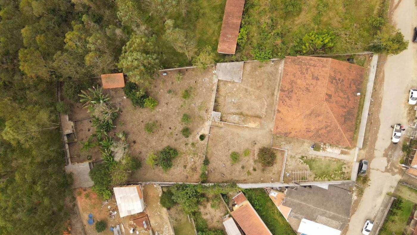 Chácara, 3 quartos, 2510 m² - Foto 1